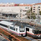 Dos trens de Rodalies aturats a l'estació de Tarragona.