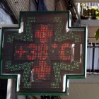 Un termòmetre de carrer marca 38 graus a la ciutat de Lleida.