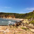 Imagen de Cala Fonda, también conocida como Cala Waikiki.