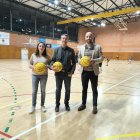 La regidora Mariona Figueras, l’alcalde Kenneth Martínez i el regidor Àlex Barrera.