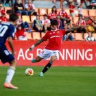 Óscar Sanz durant el duel.