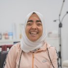 Hanan Riyani, psicóloga y terapeuta, en su consulta en Reus.