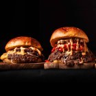 Imagen de varias hamburguesas del Burguitos.