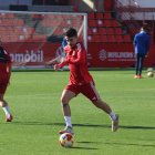 Aitor Gelardo durant l'entrenament d'avui del Nàstic.
