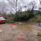 Imatge del vehicle bloquejar a la riera de l'Alforja