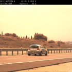 Imatge del cotxe circulant a una velocitat elevada per l'A-27 a Valls.