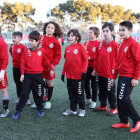 Els futbolistes del primer equip apadrinen els 40 equips grana