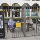 L'ANC ha instal·lat una presó a la plaça Prim per posar-se a la pell dels «presos polítics», acció que ha comptat amb el suport dels Avis i Àvies de Reus