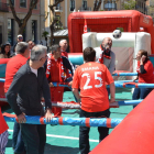 Imatges de la celebració d ela festa social organitzada pel Nàstic a la rambla Nova de Tarragona com a preàmbul del derbi de l'1 de maig amb el Reus.