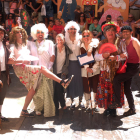 Dames i Vells organitzen el tradicional vermut popular amb versots recitats pel públic