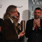 Víctor Amela recoge «agobiado» a Ramon Llull para|por 'La hija del capitán Amarillo'