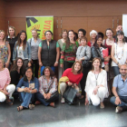 Una cincuentena de personas acaban los cursos de catalán en l'Hospitalet de l'Infant
