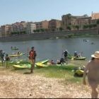 El Ebro protesta contra el Plan Hidrológico con una piraguada