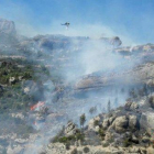 El incendio de Margalef continúa activo y obliga a cortar dos carreteras locales