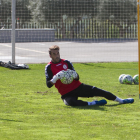 Manolo Reina, entrenando en el Complex Esportiu Futbol Salou.