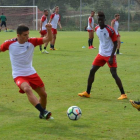 El joven jugador andaluz ha empezado a entrenarse este martes con sus nuevos compañeros.