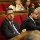 El presidente del PPC, Xavier Garcia Albiol, en su escaño en el Parlament durante la comparecencia de Puigdemont.