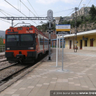 Un tren a l'estació de La Plana Picamoixons