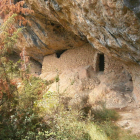 Un hombre de 86 se cae de 15 metros a la Cueva del Corral de la Febró
