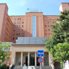 Imatge de la façana de l'Hospital Josep Trueta de Girona.