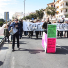 Capçalera de la manifestació que els afectats per la fallida de la Cooperativa Agrícola van convocar el 6 de març de 2016.