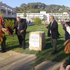 El arzobispo Jaume Pujol descubrió la placa con el nombre de plaza Ernesto Walrravens.