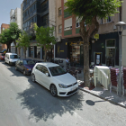 El foc s'ha produït a la cuina d'un bar-restaurant situat al número 41 de Rambla Catalunya de Tortosa.