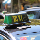Imagen de archivo de las luz de un taxi de un municipio indeterminado.