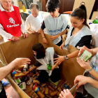 Más de 500 voluntarios han participado en la novena edición de la recogida de alimentos en Tortosa.