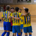 Els jugadors del CFS Salou celebrant un gol.