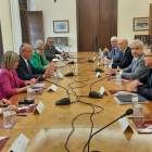 Imatge de la reunió entre l'alcalde de Reus i el president d'Aena.