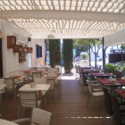 Imatge del bar-restaurant del Parc del Pescador de Cambrils, on s'ha iniciat la seva reforma.