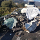 Una conductora de un turismo murió el pasado 5 de enero al chocar con un camión en la C-14 en Alcover.