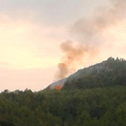 Un incendio quema en Pratdip