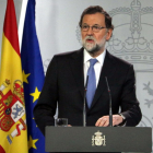 El presidente español, Mariano Rajoy, en la comparecencia después del Consejo de Ministros extraordinario para el 155.