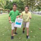 Els dos joves presentant la seva segona cursa, que se celebra diumenge a Pallaresos.
