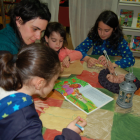 Un momento de uno de los talleres que forman parte del proyecto de lectura infantil premiado.