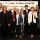 Imatge de la comitiva del Consell d'Administració del Nàstic amb el Rubén Almazán i Álvaro Cano.