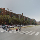 Els agents van ser alertats per la Sala del 091 perquè es dirigissin a l'avinguda d'Ausiàs March de València, on s'estava produint un altercat.
