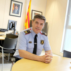 David Boneta en su despacho de la comisaría de Mossos D'Esquadra.