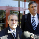 El propietario de Traiber, Luis Márquez, con su abogado ante los juzgados de Reus.