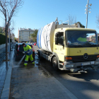 Imagen de archivo de uno de los vehículos de limpieza de la empresa Urbaser en Salou.