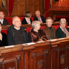 El acto se celebró en el Salo de Plena con presencia de los hijos de Abelló, Mireia y Miquel.