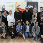 Foto de grupo de los restauradores profesionales que han participado en el Seminario de Creatividad Culinaria del Baix Ebre.