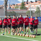 Todos los futbolistas del equipo, sin excepciones, estaban citados ayer a primera hora en Riudoms para reanudar los entrenamientos.