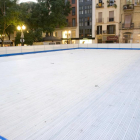 La pista de hielo ubicada en la misma plaza la Navidad pasada.
