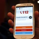 La pantalla de un teléfono móvil con la aplicación específica para víctimas de violencia machista para avisar el 112.
