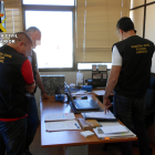 La Guardia Civil ha entrado y registrado la sede de la organización delincuencial, situada en Madrid.