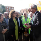 La consellera Dolors Bassa i la ministra de Sanitat Dolors Montserrat conversant amb l'alcalde de Tarragona, Josep F. Ballesteros.