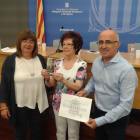 Herminia Garcia, al centre, acompanyada del delegat del Govern a Tarragona